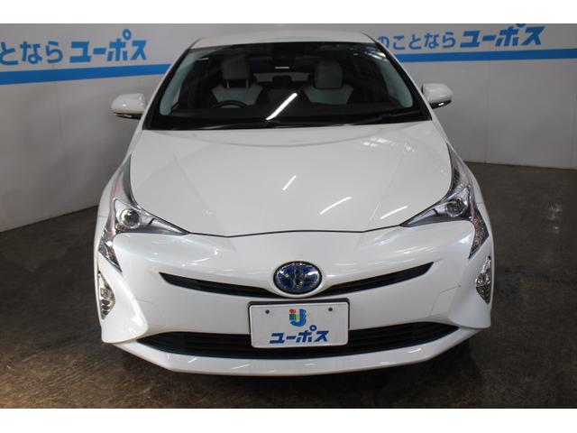 プリウス　入庫しました