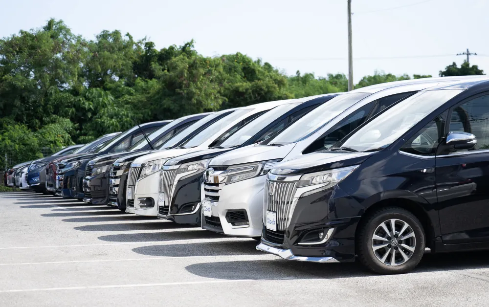 代車に乗ってお帰り頂きます