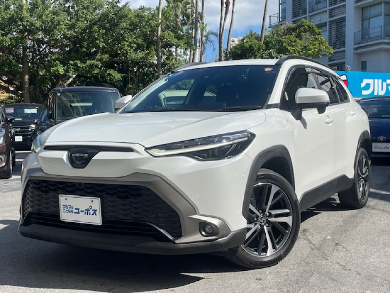 カローラクロス　入庫しました