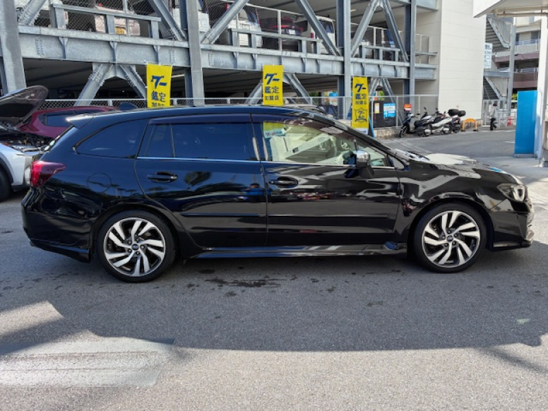 スバル レヴォーグ