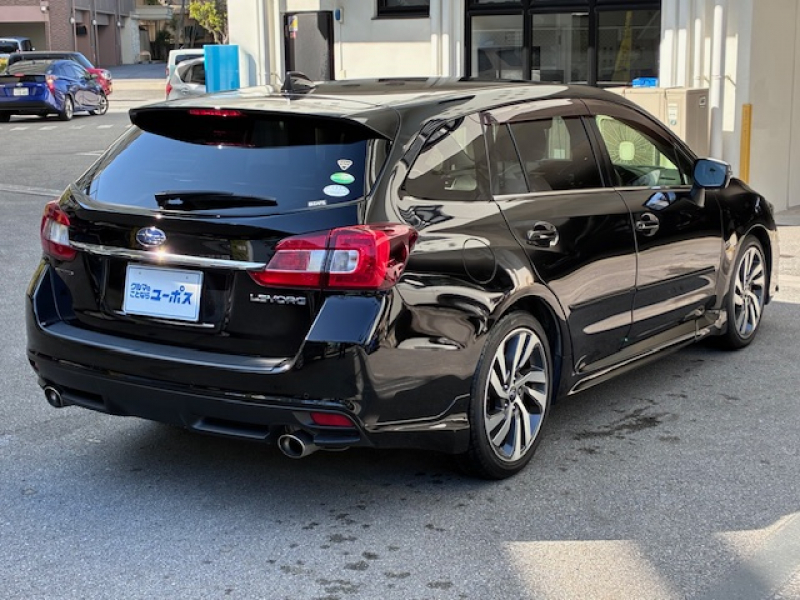 スバル レヴォーグ