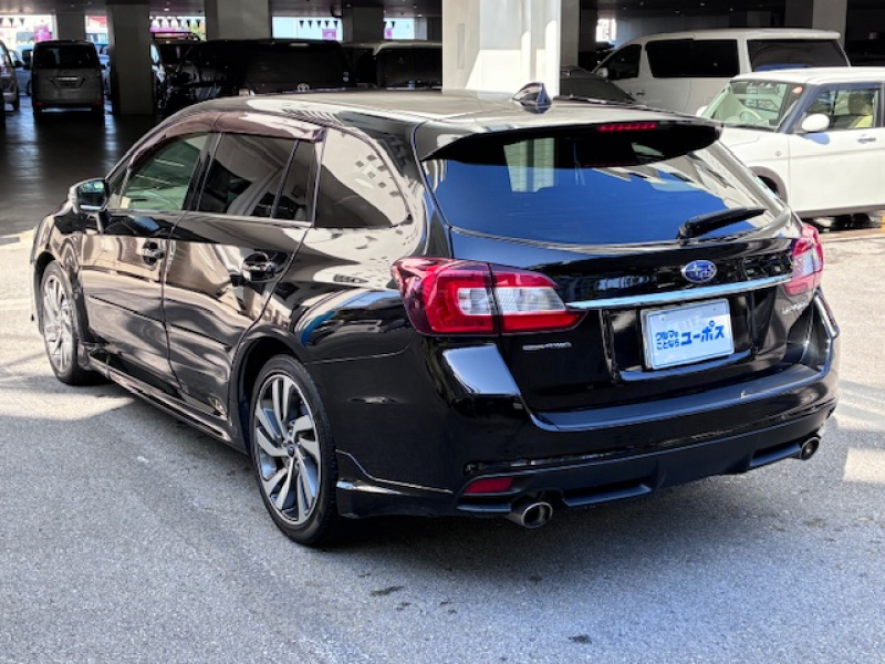 スバル レヴォーグ