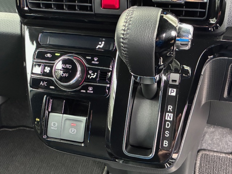 ダイハツ タント