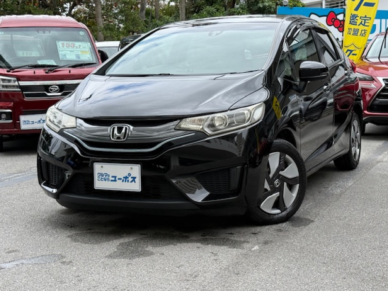 フィット　入庫しました