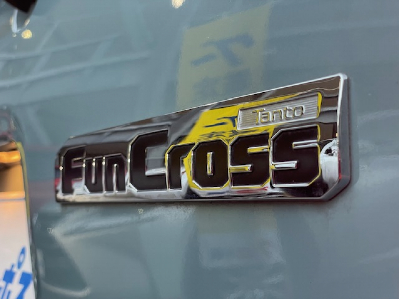 ダイハツ タント