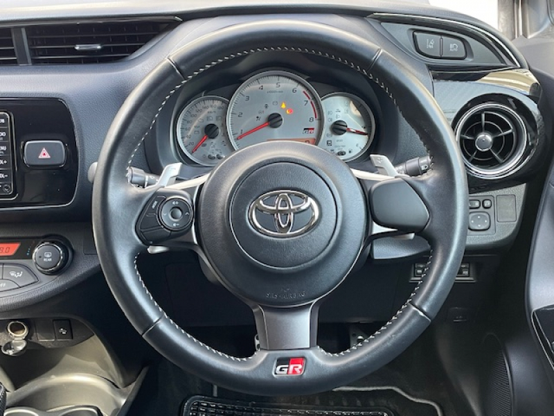 トヨタ ヴィッツ