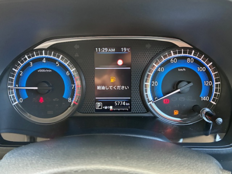 三菱 デリカミニ