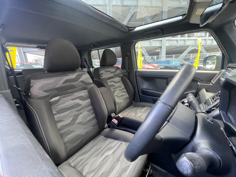 ダイハツ タフト