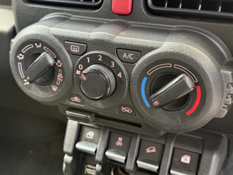 スズキ ジムニー