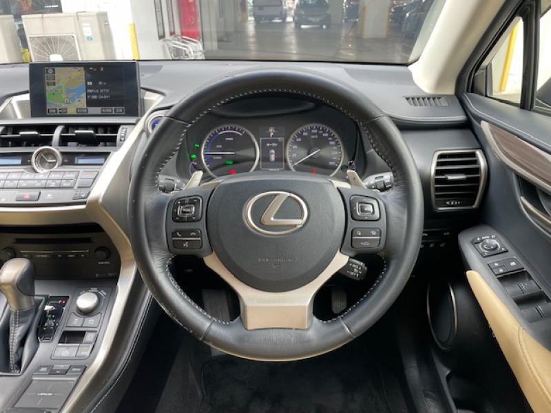 レクサス NX