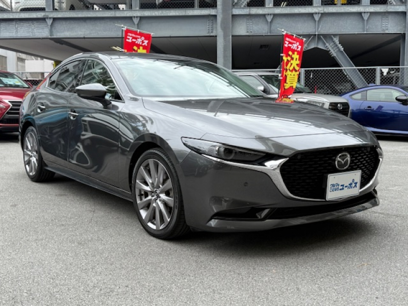 マツダ MAZDA 3