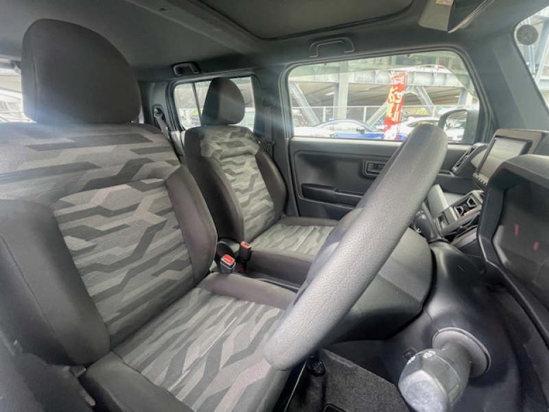 ダイハツ タフト