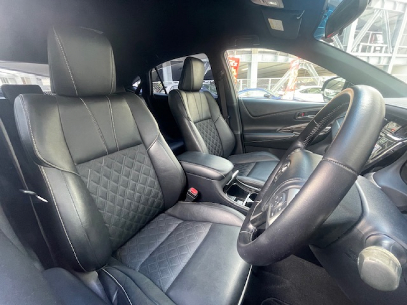 トヨタ ハリアー