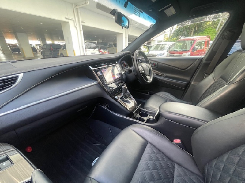 トヨタ ハリアー