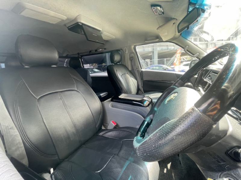 トヨタ ハイエースバン