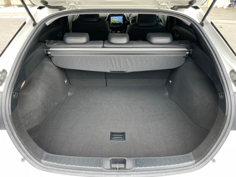 トヨタ プリウス