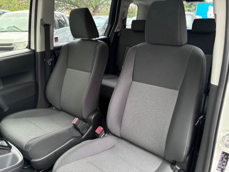 トヨタ シエンタ