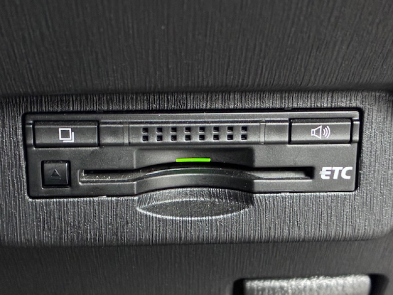 トヨタ プリウスα