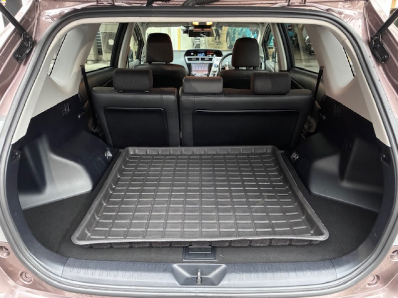 トヨタ プリウスα