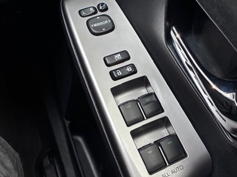 トヨタ プリウスα