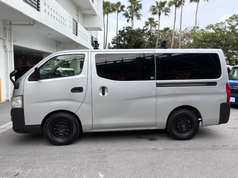 日産 NV350キャラバン