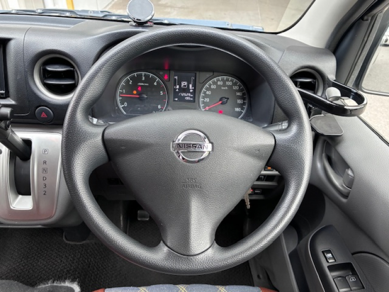 日産 NV350キャラバン