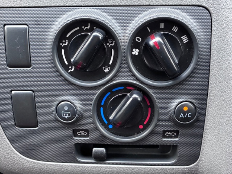 日産 NV350キャラバン