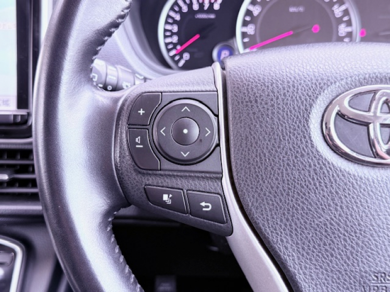 トヨタ ヴォクシー