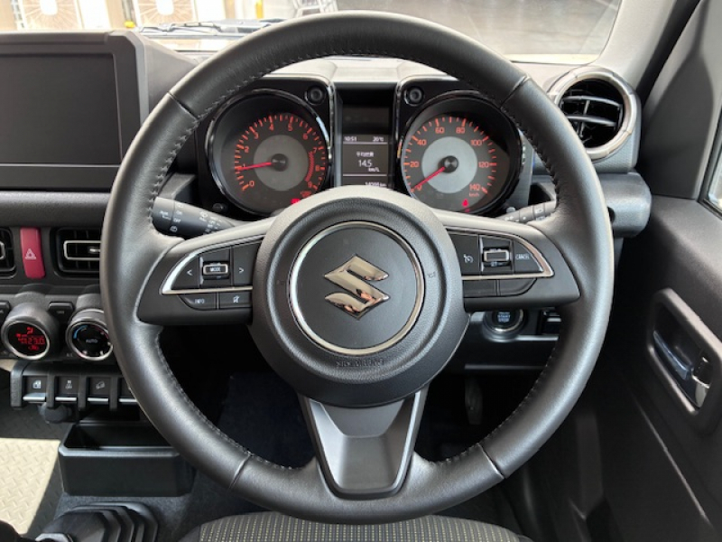 スズキ ジムニー