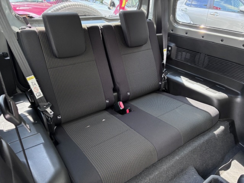 スズキ ジムニー