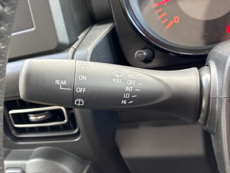 スズキ ジムニー