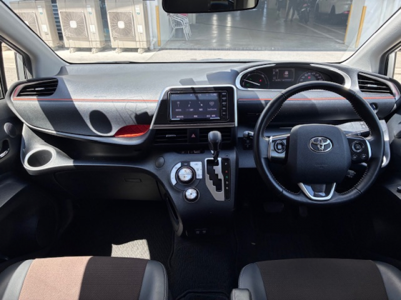 トヨタ シエンタ