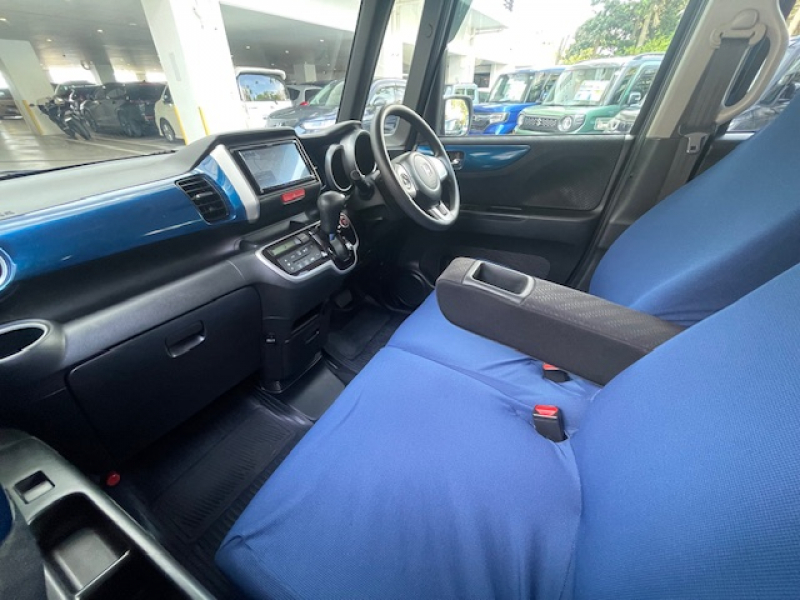 ホンダ N-BOX+