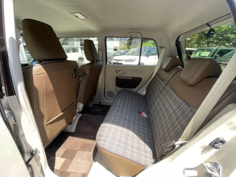 スズキ アルトラパン