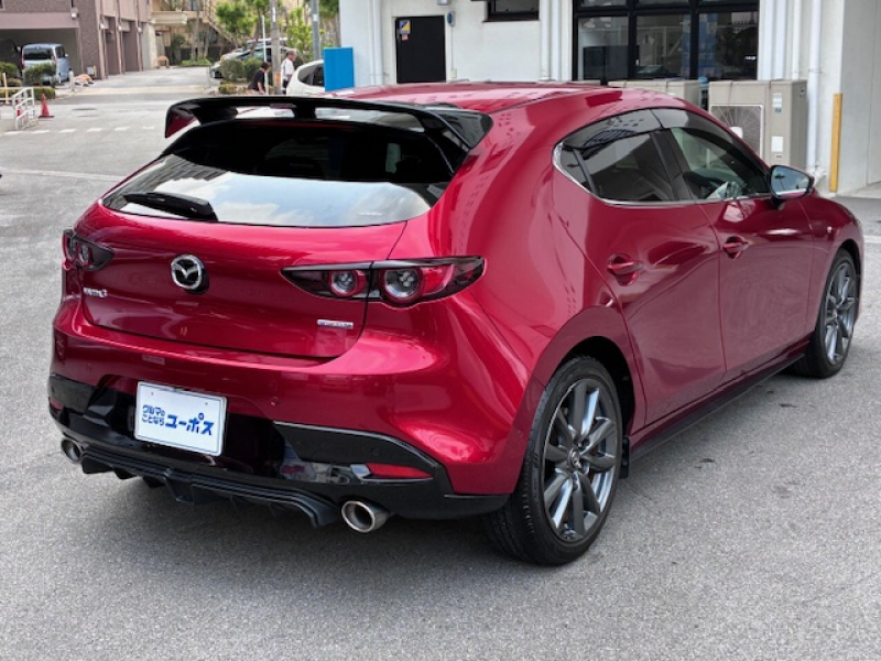 マツダ MAZDA 3