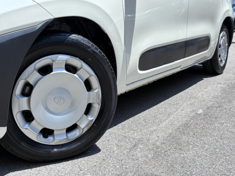 トヨタ シエンタ