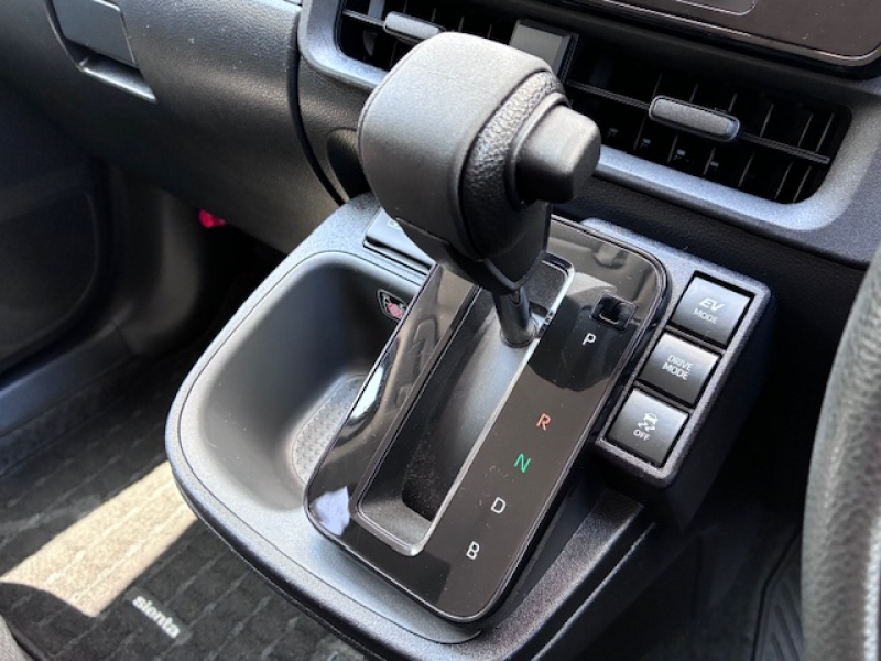 トヨタ シエンタ