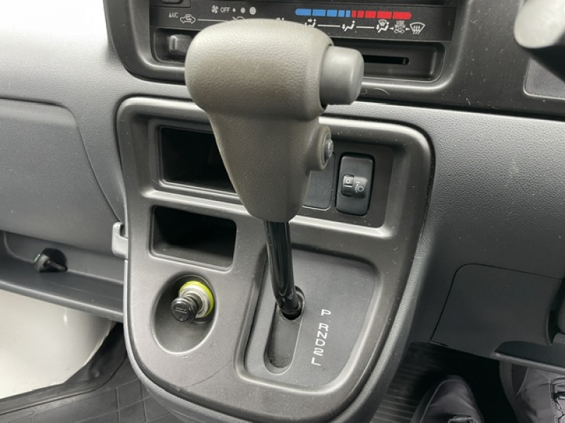 ダイハツ ハイゼットカーゴ