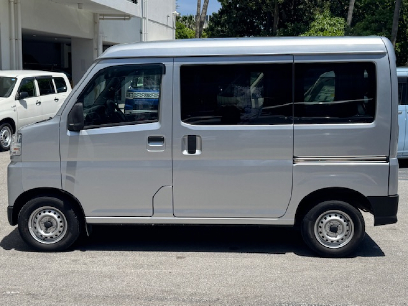 ダイハツ ハイゼットカーゴ