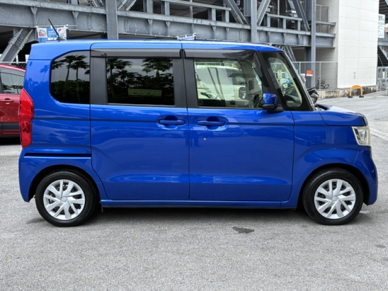 ホンダ N-BOX