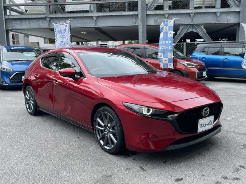 マツダ MAZDA 3