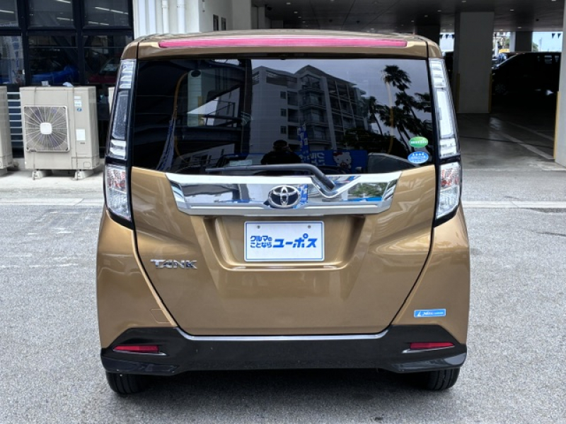 トヨタ タンク