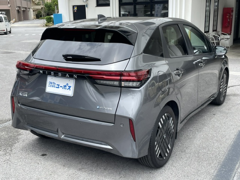 日産 オーラ