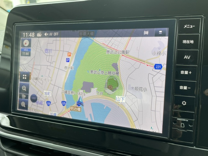 日産 オーラ