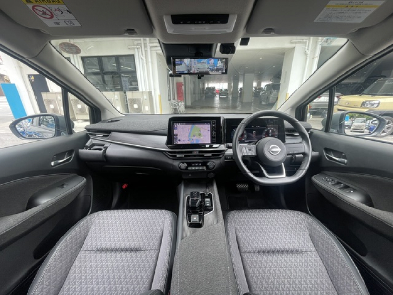 日産 オーラ