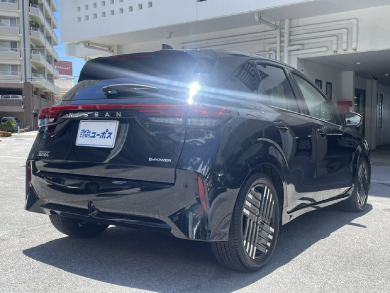 日産 オーラ