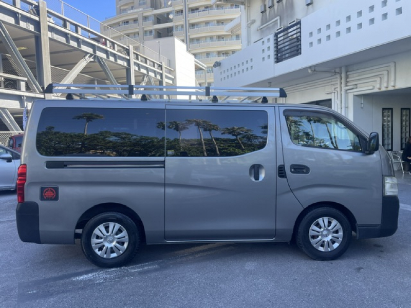 日産 NV350キャラバン