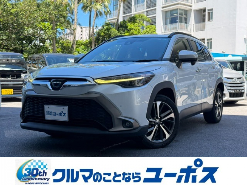カローラクロス　入庫しました