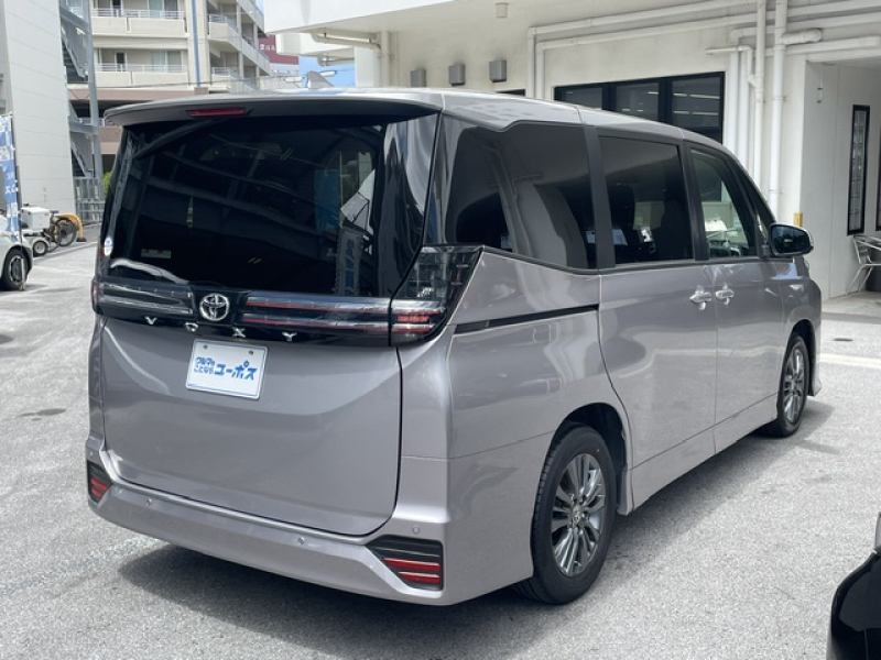 トヨタ ヴォクシー