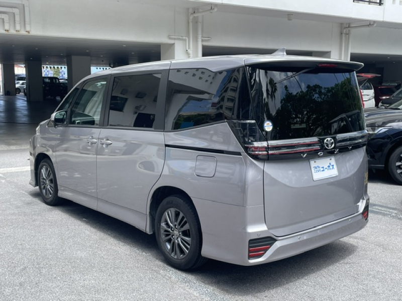 トヨタ ヴォクシー